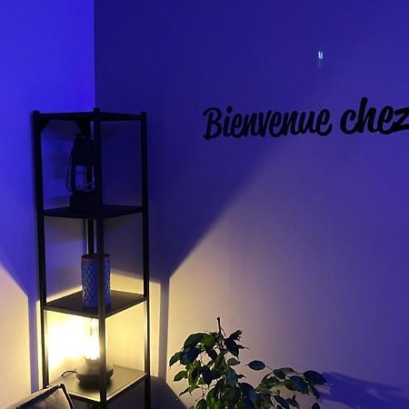 Bienvenue Chez Vous "Appartement Classe 2 Etoiles En Rdc Avec Espace Exterieur Et Parking" 多勒 外观 照片